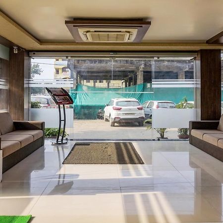 فندق Treebo Trip Ganpati بوبال المظهر الخارجي الصورة